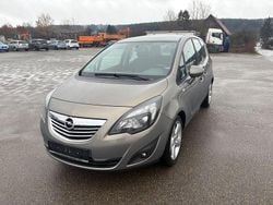 Grau Gebraucht 2010 Opel Meriva Innovation Van / Kleinbus | 4.999 € (Guter Preis)