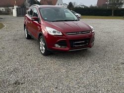 Rot Gebraucht 2016 Ford Kuga SUV | 9.500 € (Guter Preis)