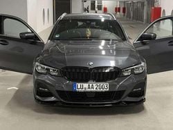 Grau Gebraucht 2021 BMW 318 M Sport Kombi | 23.000 € (Superpreis)