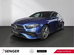 Blau Gebraucht 2024 Mercedes A200 AMG line | 32.960 € (Guter Preis)