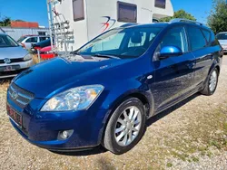 Blau Gebraucht 2009 Kia Ceed Kombi | 3.690 € (Guter Preis)