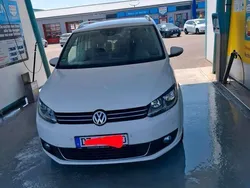Weiß Gebraucht 2013 VW Touran Cup Van / Kleinbus | 8.000 € (Guter Preis)