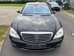 Obsidianschwarz metalliclack Gebraucht 2005 Mercedes S500L Limousine | 15.300 € (Etwas zu teuer)