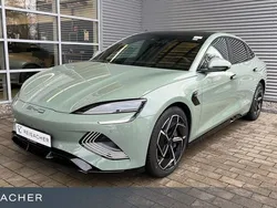 Grün Neu 2025 BYD Seal Design Limousine | 47.499 € (Fairer Preis)