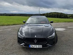 Schwarz Gebraucht 2022 Maserati Ghibli Coupé | 104.999 € (Teuer)
