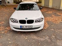Weiß Gebraucht 2009 BMW 120 Performance Kleinwagen | 3.750 € (Superpreis)