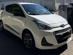 Weiß Gebraucht 2018 Hyundai i10 Passion Kleinwagen | 7.949 € (Fairer Preis)