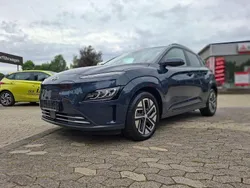 Blau Gebraucht 2022 Hyundai Kona Trend SUV | 23.990 € (Etwas zu teuer)