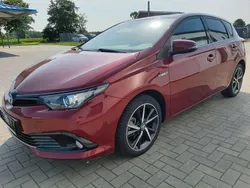 Rot Gebraucht 2016 Toyota Auris Team Limousine | 9.100 € (Superpreis)