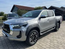 Lichtsilber 1d6 Neu 2025 Toyota HiLux Executive Abholung | 50.890 € (Superpreis)