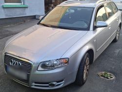 Silber Gebraucht 2005 Audi A4 Kombi | 1.550 € (Fairer Preis)