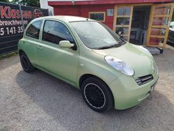 Grün Gebraucht 2004 Nissan Micra Kleinwagen | 2.000 € (Fairer Preis)