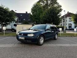 Blau Gebraucht 2005 VW Golf IV Kombi | 1.390 € (Guter Preis)