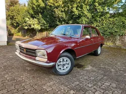 Rot Gebraucht 1976 Peugeot 504 Limousine | 14.999 €