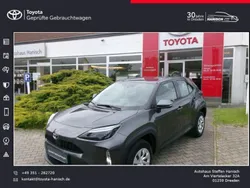 Marlingrau metallic Gebraucht 2022 Toyota Yaris Cross Business Edition SUV | 22.890 € (Guter Preis)