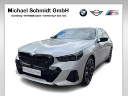 Mineralweiss Gebraucht 2024 BMW i5 Comfort Edition Limousine | 74.444 € (Fairer Preis)