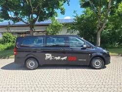 Schwarz Gebraucht 2016 Mercedes Vito Van / Kleinbus | 15.490 € (Teuer)