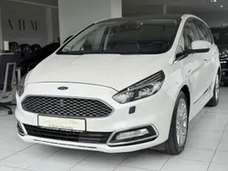 Weiß Gebraucht 2017 Ford S-MAX Vignale Van / Kleinbus | 15.490 € (Guter Preis)