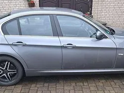 Grau Gebraucht 2010 BMW 325 Limousine | 3.750 € (Guter Preis)