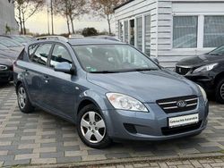 Baltikblau met. Gebraucht 2009 Kia Ceed Sportswagon LX Kombi | 1.499 €
