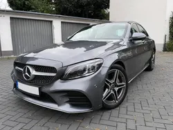 Grau Gebraucht 2021 Mercedes C180 AMG line Limousine | 29.999 € (Guter Preis)