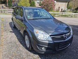 Grau Gebraucht 2009 Opel Astra Edition Kombi | 1.450 € (Guter Preis)