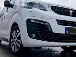 Weiß Gebraucht 2020 Peugeot Traveller Business-Line Van / Kleinbus | 36.000 € (Etwas zu teuer)