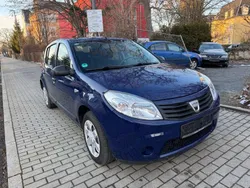 Blau Gebraucht 2009 Dacia Sandero Kleinwagen | 1.700 € (Guter Preis)