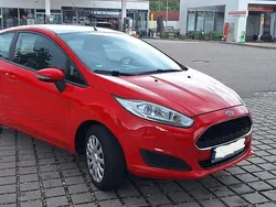 Rot Gebraucht 2016 Ford Fiesta Trend Kleinwagen | 5.800 € (Fairer Preis)
