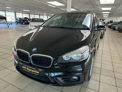 Schwarz Gebraucht 2017 BMW 220 Active Tourer Advantage Van / Kleinbus | 12.990 € (Guter Preis)