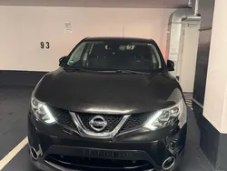 Schwarz Gebraucht 2014 Nissan Qashqai SUV | 11.990 € (Fairer Preis)
