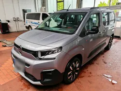 Silber Gebraucht 2024 Citroën Berlingo XTR Van / Kleinbus | 28.900 € (Teuer)
