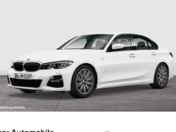 Weiß Gebraucht 2022 BMW 318 M Sport Limousine | 30.940 € (Guter Preis)