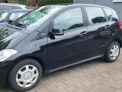 Schwarz Gebraucht 2009 Mercedes A160 Kleinwagen | 3.950 € (Etwas zu teuer)
