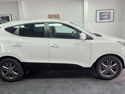 Weiß Gebraucht 2014 Hyundai ix35 Premium SUV | 9.990 € (Guter Preis)