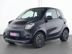 Schwarz Gebraucht 2021 Smart ForTwo Electric Drive Kleinwagen | 8.722 € (Guter Preis)
