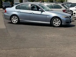 Blau Gebraucht 2010 BMW 318 Limousine | 8.000 € (Fairer Preis)