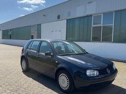 Blau Gebraucht 1998 VW Golf IV Kleinwagen | 4.750 €