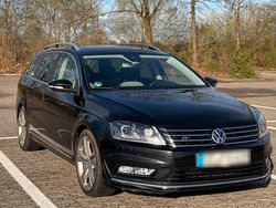 Schwarz Gebraucht 2012 VW Passat R-line Kombi | 9.500 € (Fairer Preis)