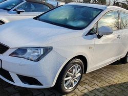 Weiß Gebraucht 2014 Seat Ibiza Style Kombi | 9.910 € (Teuer)