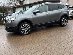 Grau Gebraucht 2013 Nissan Qashqai +2 SUV | 6.600 € (Fairer Preis)