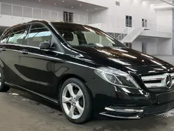 Schwarz Gebraucht 2014 Mercedes B180 Van / Kleinbus | 12.950 € (Guter Preis)