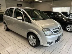 Silber Gebraucht 2008 Opel Meriva Innovation Van / Kleinbus | 4.990 € (Etwas zu teuer)