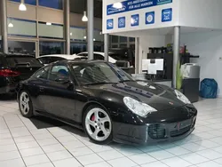 Schwarz Gebraucht 2002 Porsche 911 Carrera 4S Coupé | 35.900 € (Fairer Preis)