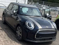 Blau Gebraucht 2023 Mini Cooper Kleinwagen | 24.999 € (Teuer)