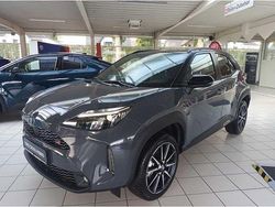 Grau Neu 2025 Toyota Yaris Cross Premium SUV | 36.880 € (Teuer)