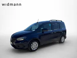 Cavansitblau metallic Gebraucht 2023 Mercedes 180 Limousine | 26.850 € (Etwas zu teuer)