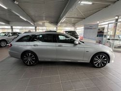 Iridiumsilber Gebraucht 2019 Mercedes E300 Avantgarde Kombi | 26.400 € (Guter Preis)