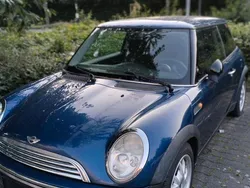 Blau Gebraucht 2003 Mini Cooper Kleinwagen | 2.300 €