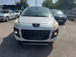 Weiss perlglänzend/metallic Gebraucht 2016 Peugeot 3008 Allure SUV | 3.799 € (Fairer Preis)